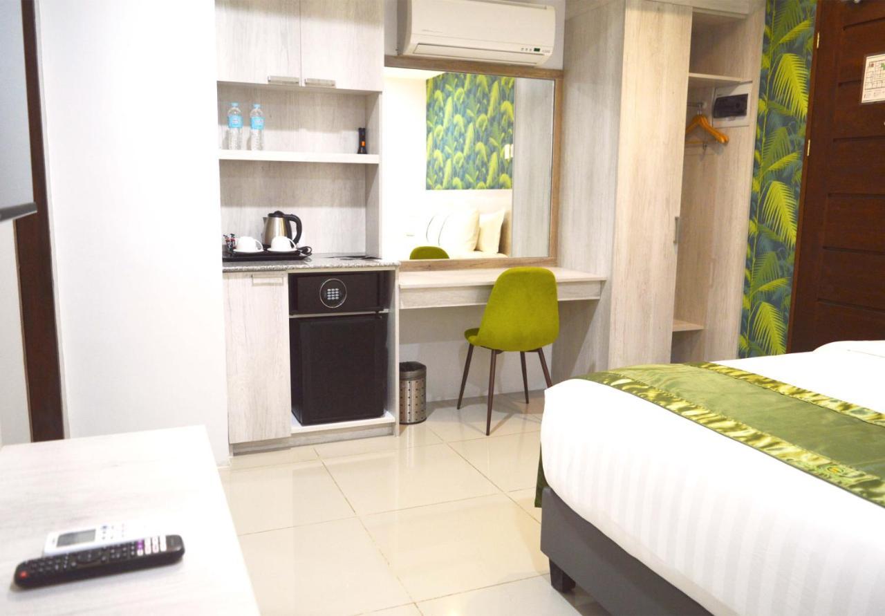 Carlosta Hotel オルモック エクステリア 写真