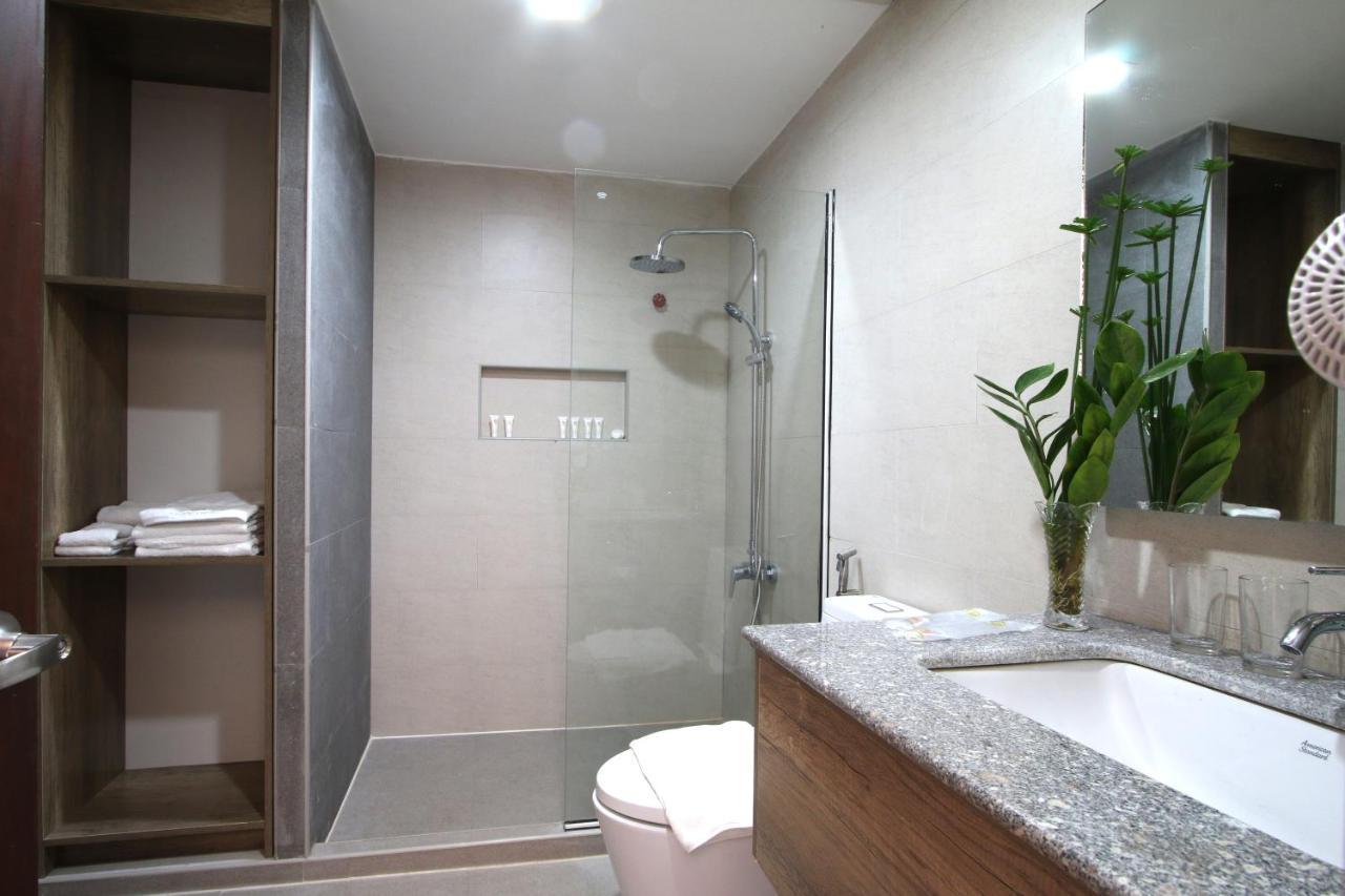 Carlosta Hotel オルモック エクステリア 写真