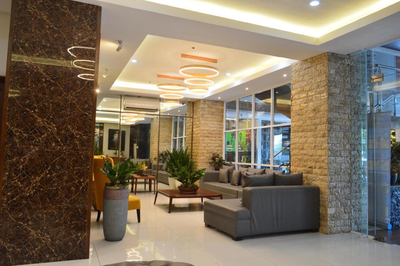 Carlosta Hotel オルモック エクステリア 写真